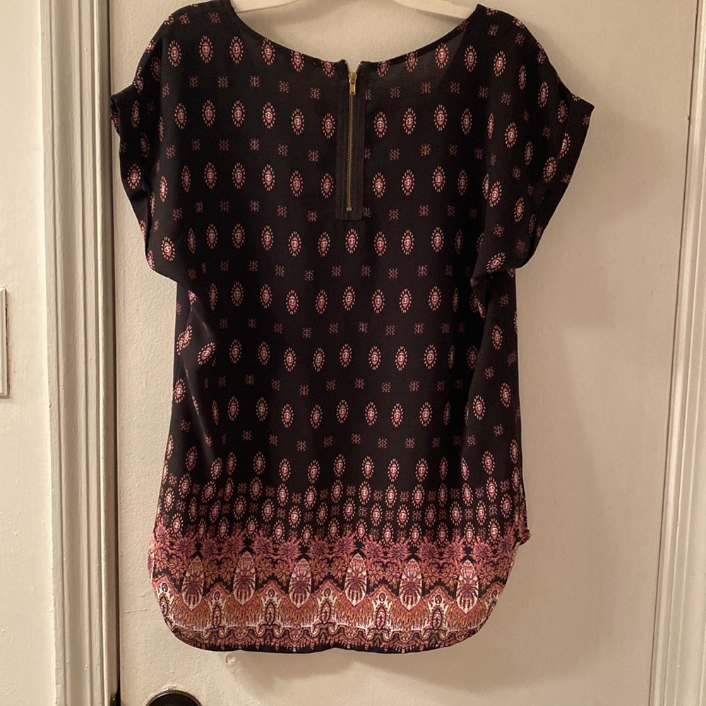 Flowy top - Picture 3 of 6